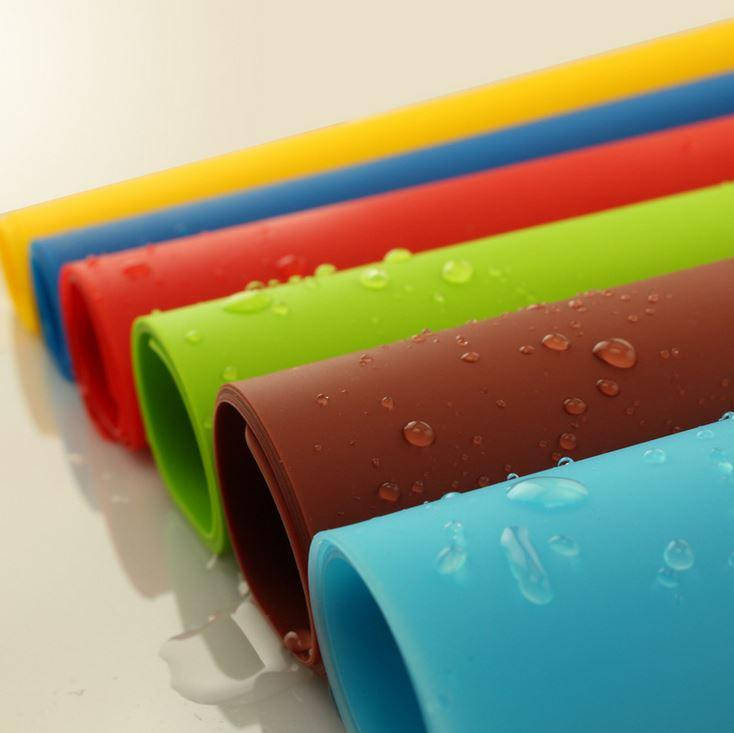 

Силиконовый коврик для выпечки и кондитерки антипригарный для запекания и раскатки теста 64х45см (HH-667)