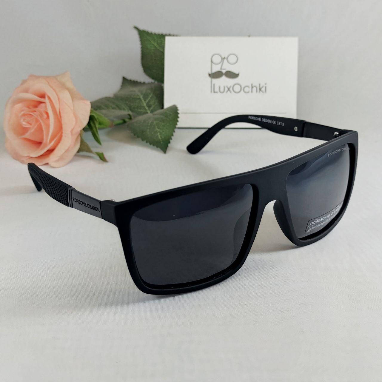 

Солнцезащитные квадратные поляризованные очки Porsche Design черные матовые