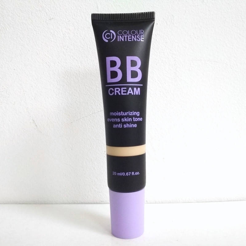 

Тональный ВВ крем Colour Intense Moisturising № 02 Натуральный