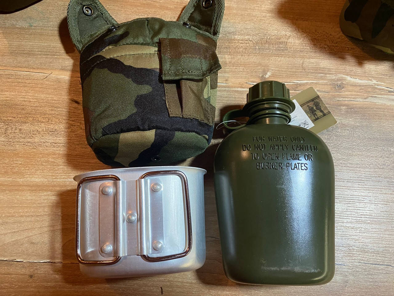 

Фляга MIL-TEC с чехлом и котелком мультикам, чёрная