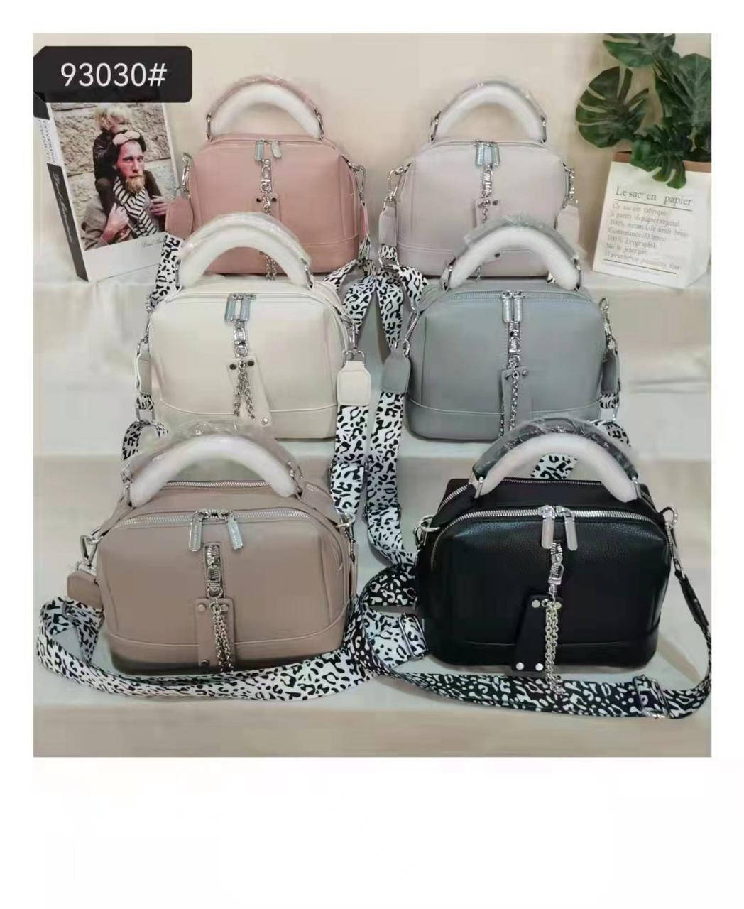 

Сумочка женская стильная на два отделения с длинным ремешком в разных цветах Kuznec, Разные цвета