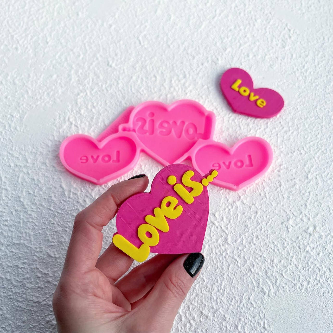 

Силиконовый молд love is…