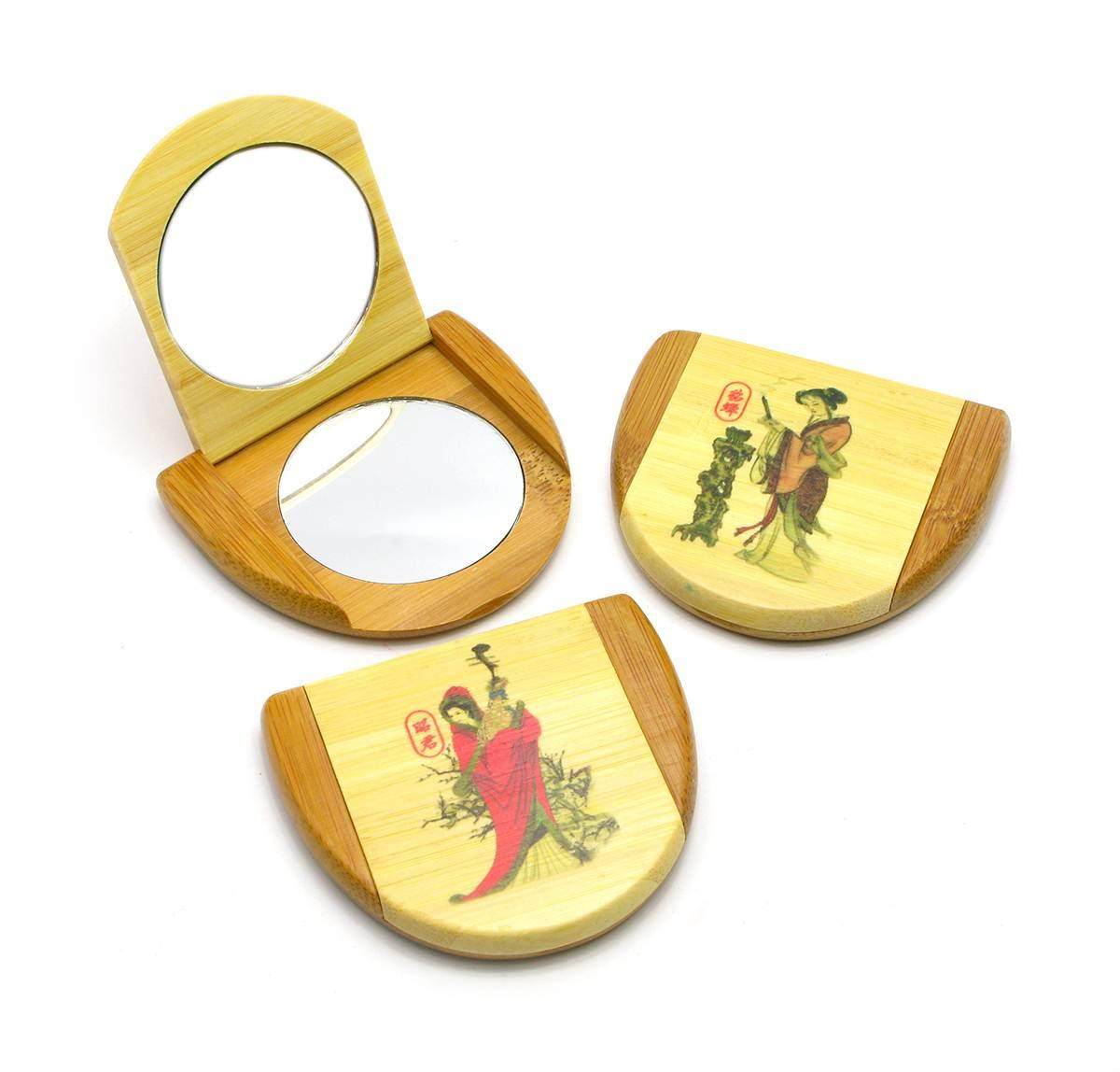 

Зеркальце косметическое бамбуковое (8х7х1,5 см)
