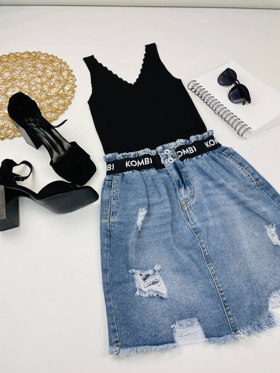 

Женская джинсовая юбка № 703 ( р. 25-30), Синий