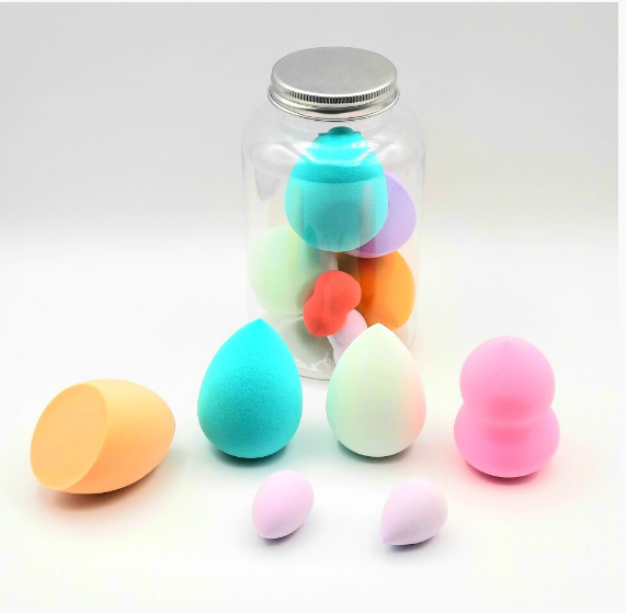 

Набор спонжей для макияжа в пластиковой баночке 6 шт