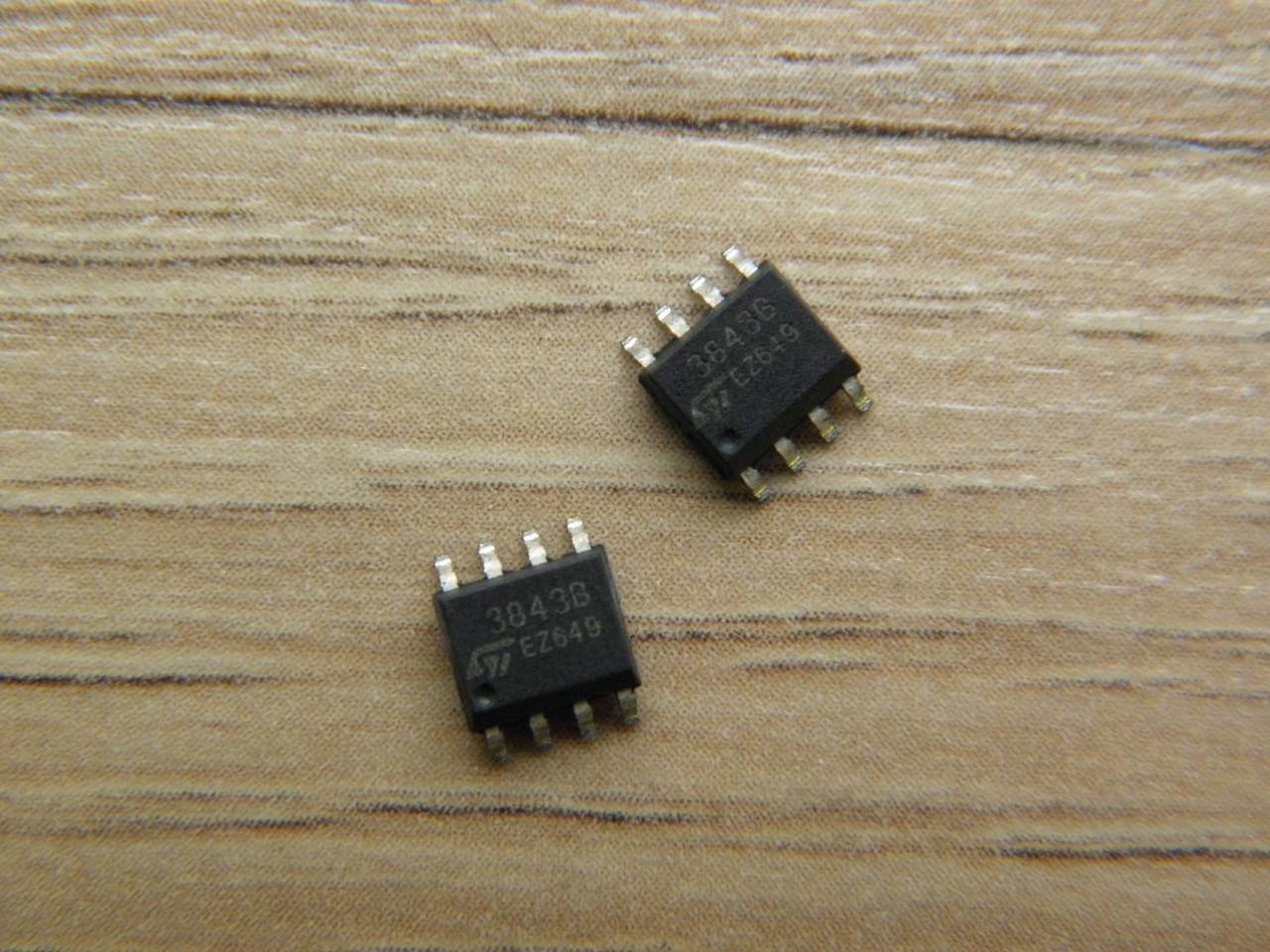 

Микросхема UC3843B