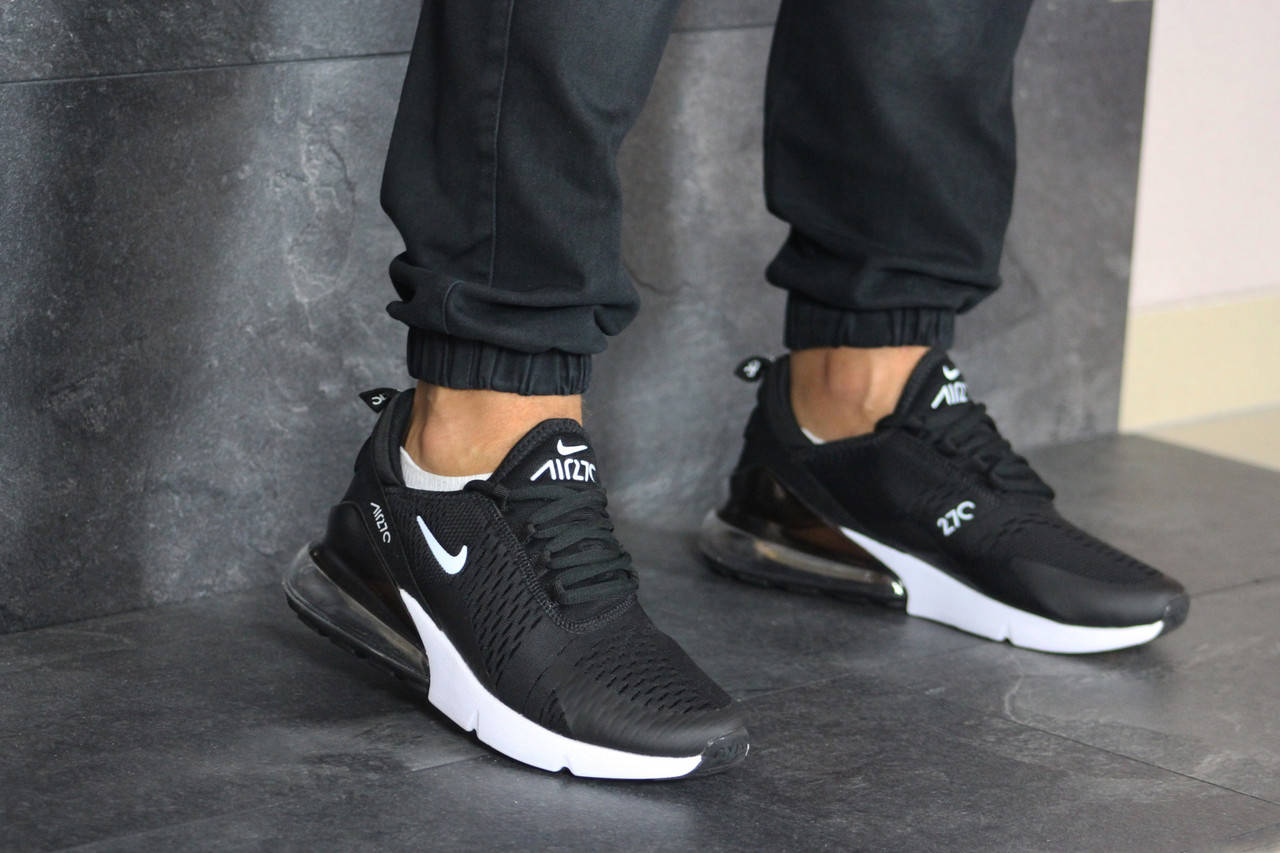

Мужские кроссовки Nike Air Max 270 черно белые 45, Черно-белый