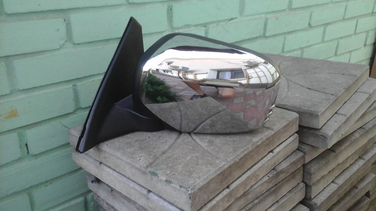 

Зеркало правое (крышка хром) Mitsubishi Pajero sport, Митсубиси Паджеро Спорт 2009-2013