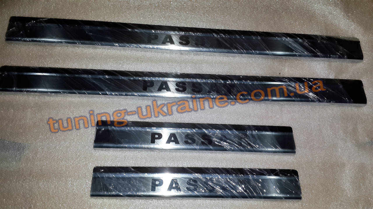 

Хром накладки на внутренние пороги надпись гравировка для Volkswagen Passat B6 2005-2010