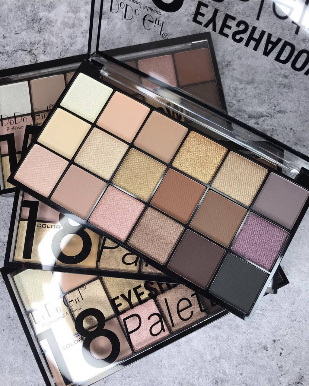 

Палетка тіней для повік DoDo Girl Eye Shadow матові перламутрові 18 відтінків
