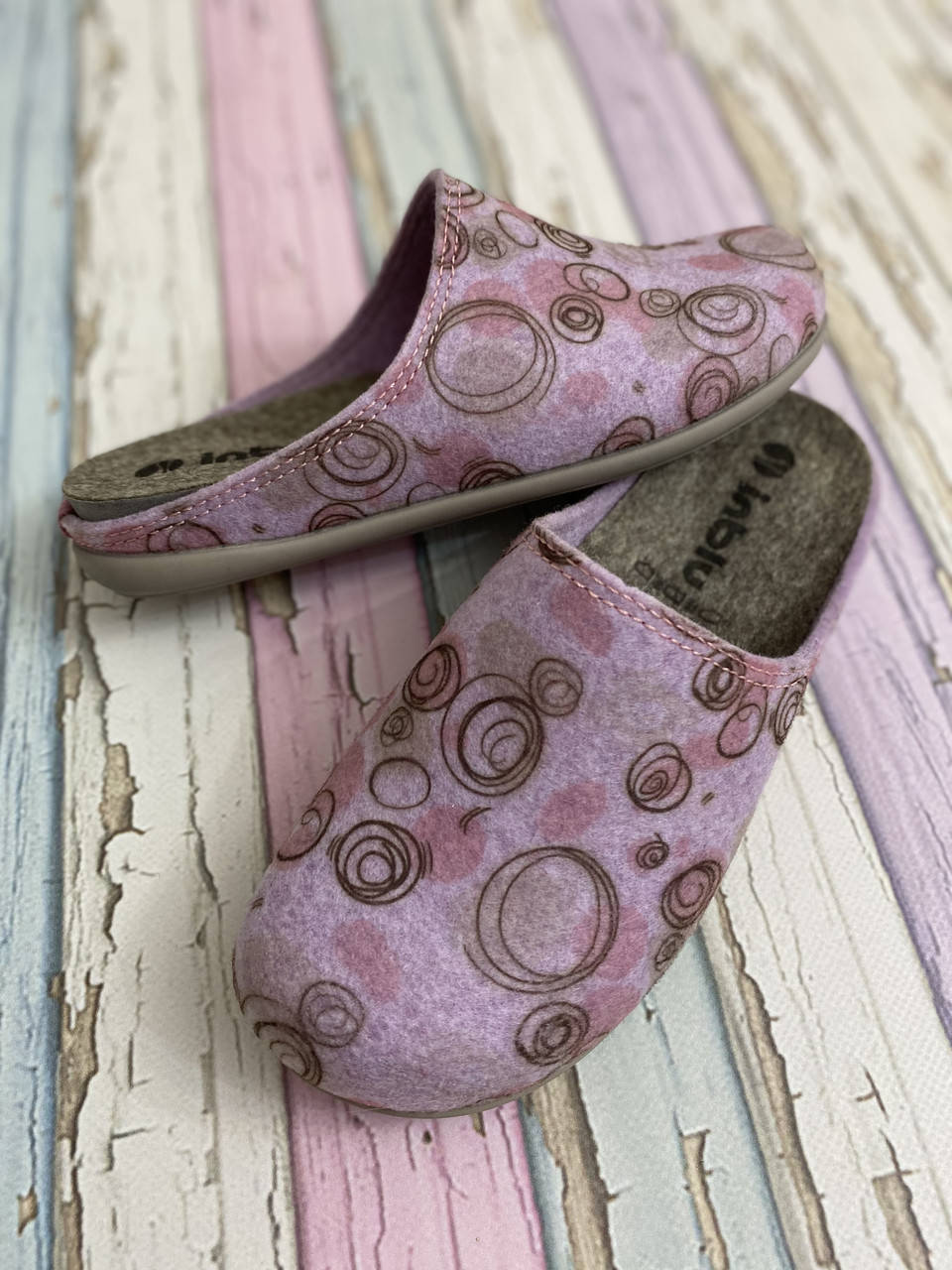 

Женские фетровые тапочки Inblu 35,36,37,38 размер в размер.Съемная анатомическая стелька. 38, Сиреневый