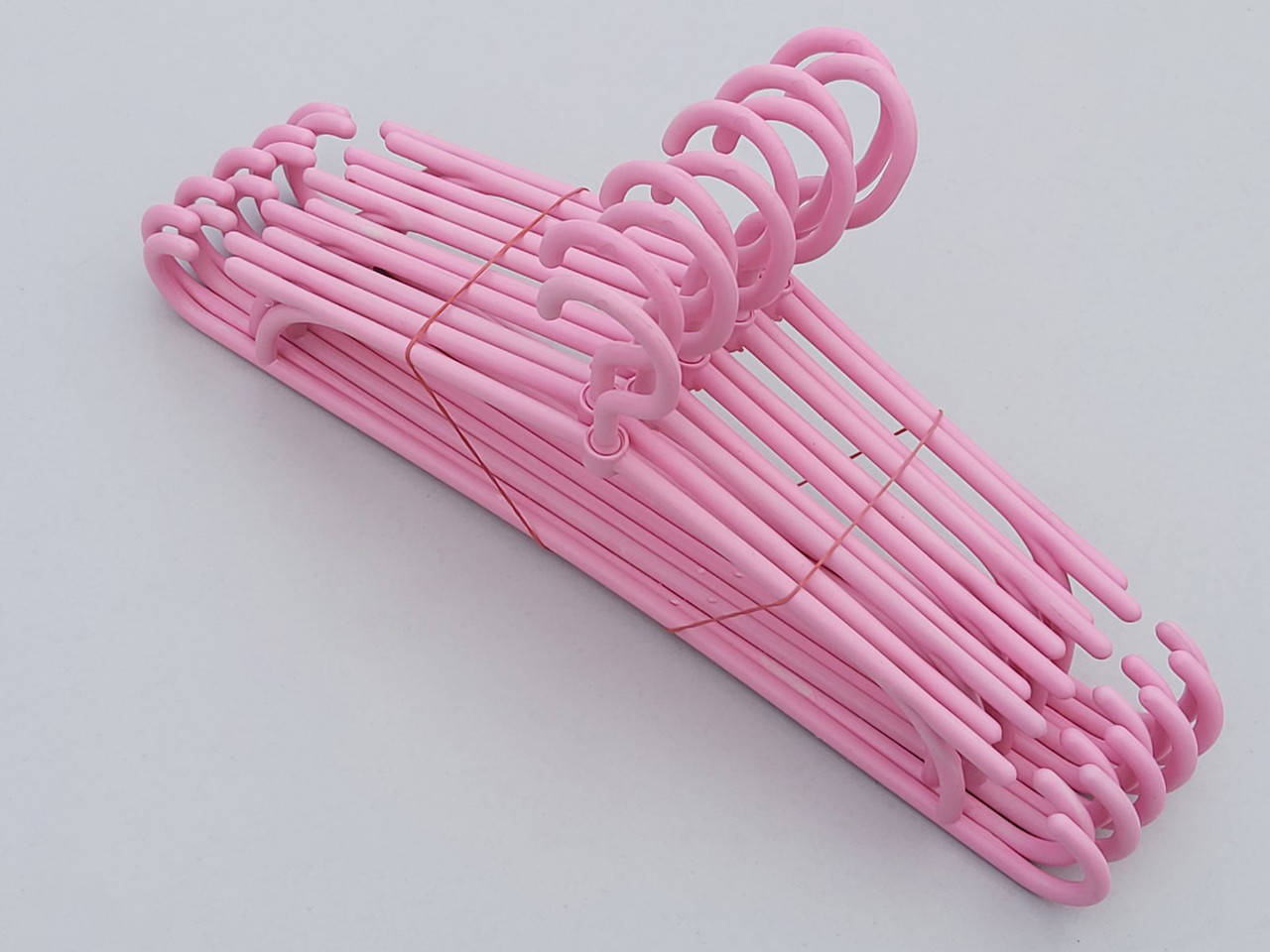 

Длина 40 см. Плечики вешалки пластмассовые "зима" розовые, 10 штук в упаковке, Розовый