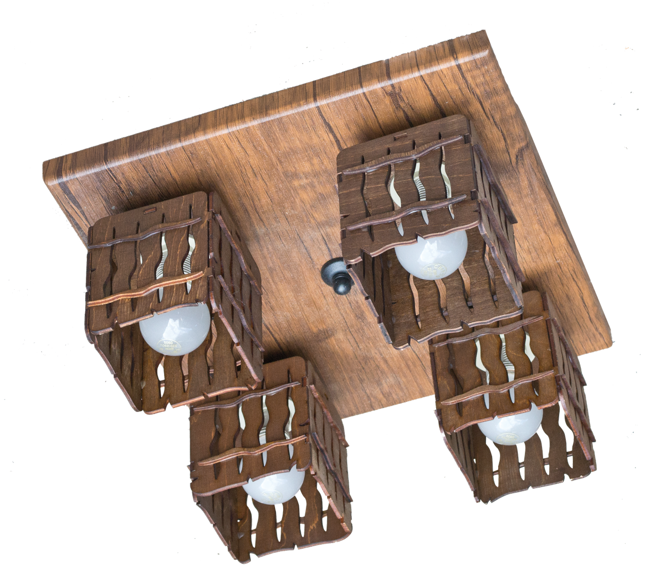 

Деревянная потолочная люстра с 4 плафонами.