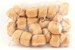 

Акрилові нитки для вишивання № 132