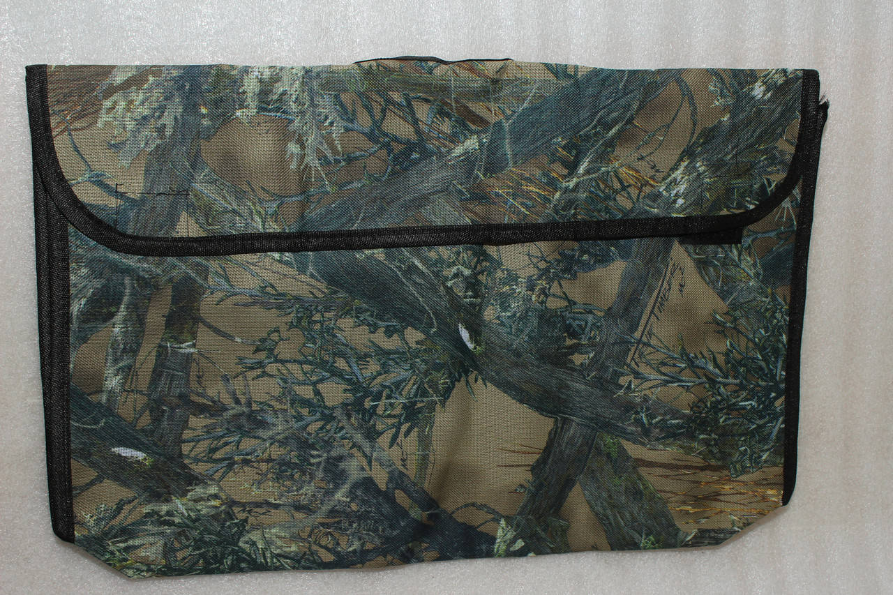 

Чехол на мангал-чемодан на 8 шампуров. 47х34.