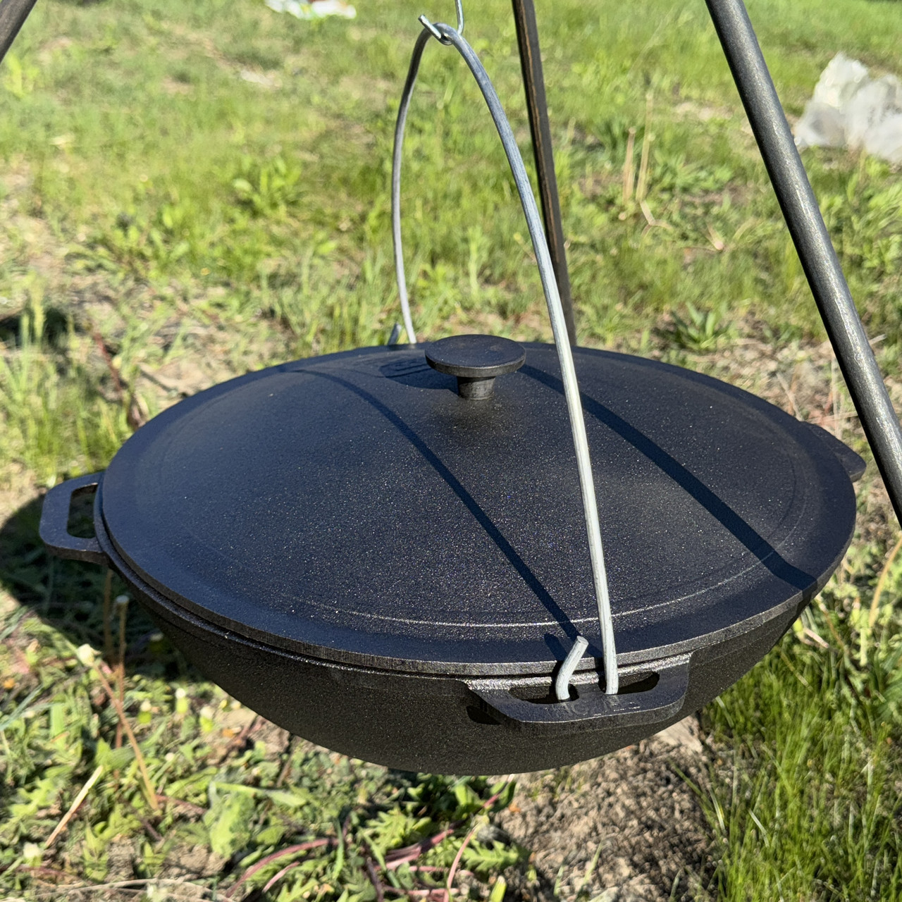 Казан татарський чавунний на 6л з кришкою та дужкою Брізол