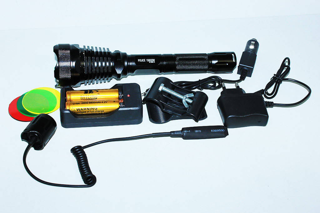 

Фонарь для охоты Police BL-Q2800 - T6 тактический, Черный