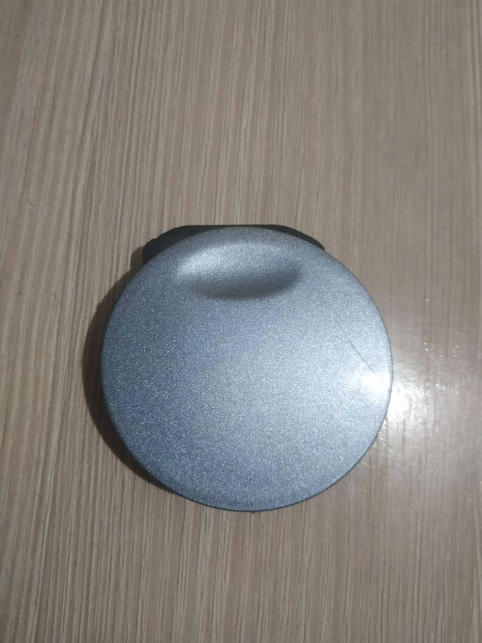 

Заглушка бампера переднього Opel Astra h 24460462