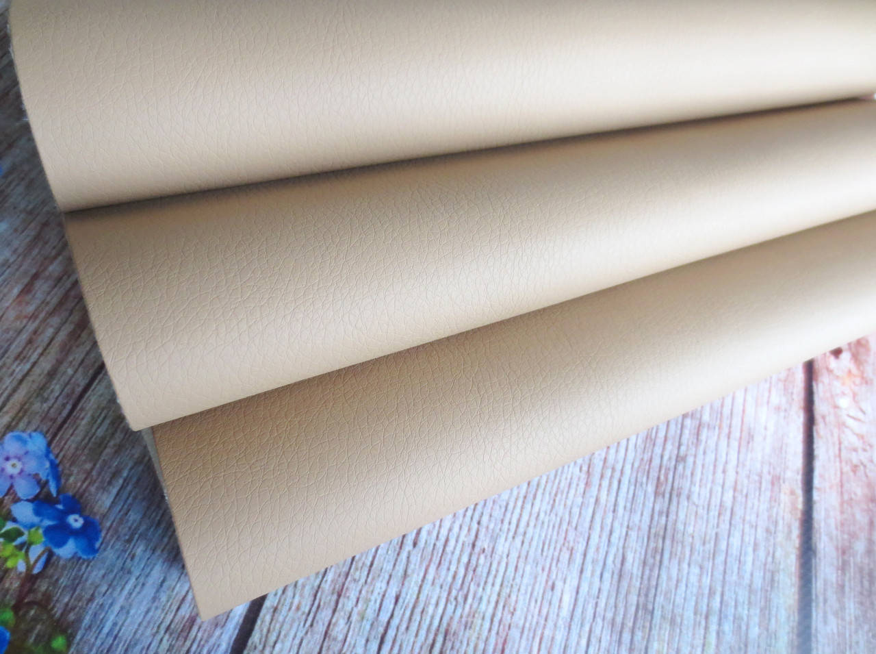 

Кожзам (экокожа) матовый фактурный на тканевой основе, ПЕСОЧНЫЙ, 20х28 см