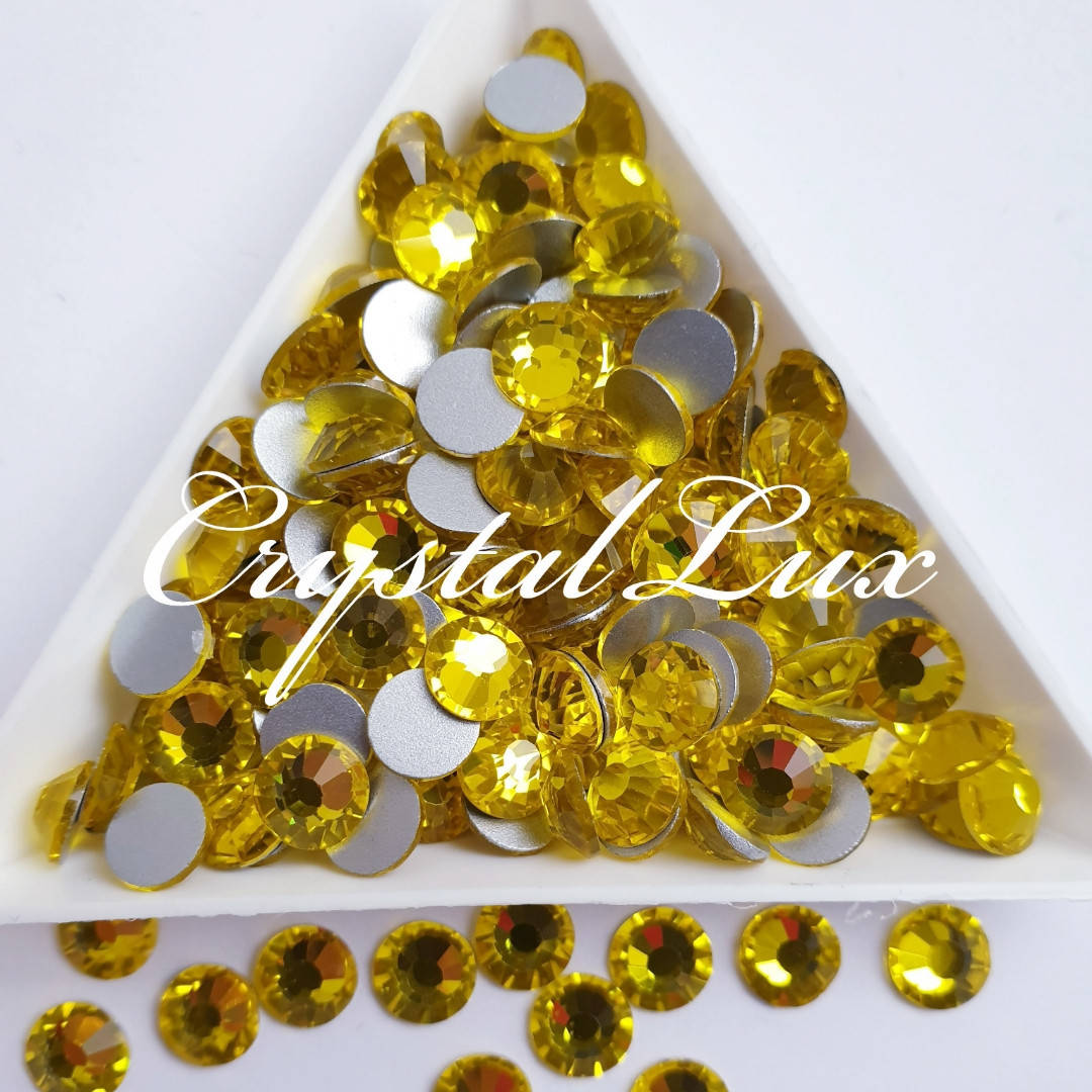 

Стразы ss12 Citrine (3,0мм) 1400шт "Crystal Premium"