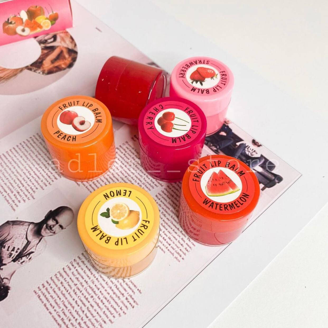 

Бальзам для губ Fruits Lips Balm