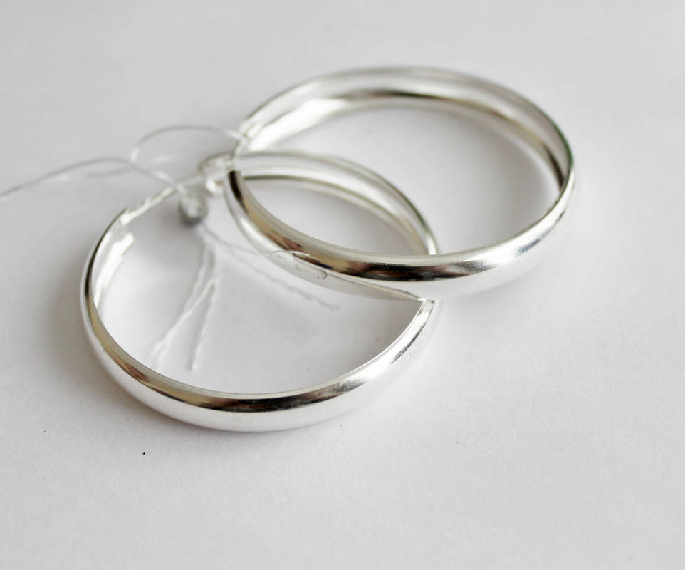 

Широкие серьги-конго Терри