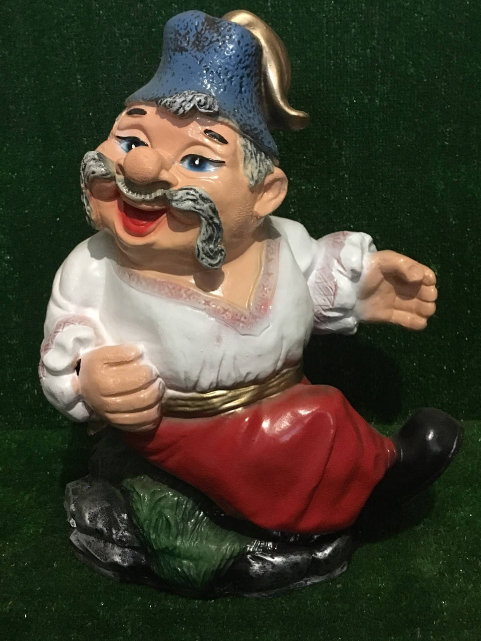 

Садова фігура кум (висота 54 см)