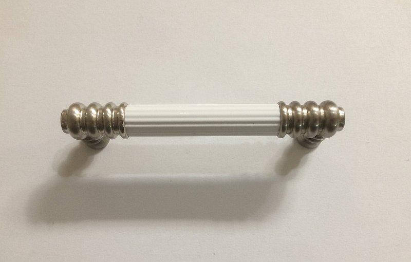 

Ручка-скоба современная классика KB-890-096 Inox, никель браш с белой вставкой, 96 мм