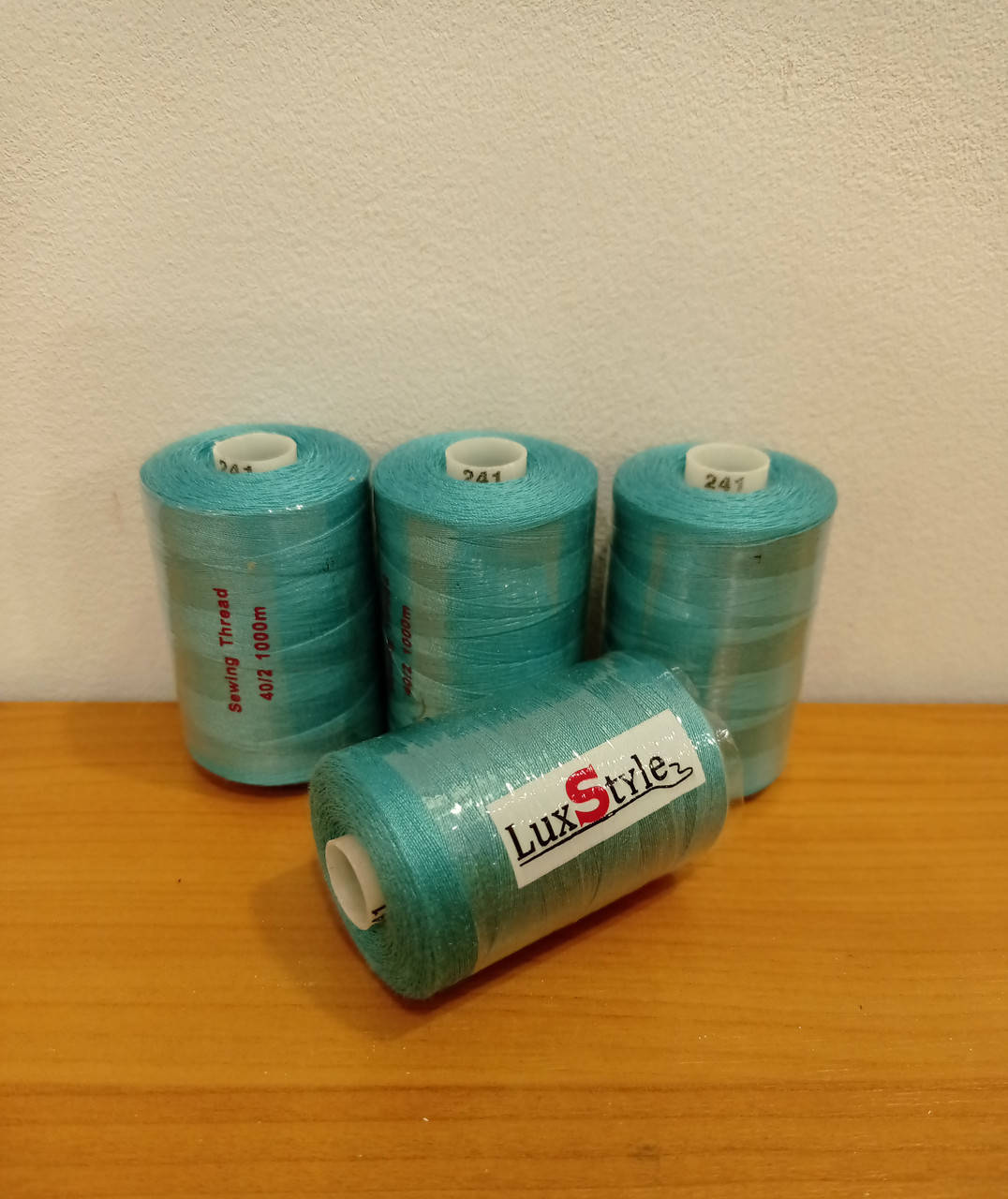 

Нитки швейные LuxStyle 40/2-1000м (100% полиэстeр) №_241, Разные цвета