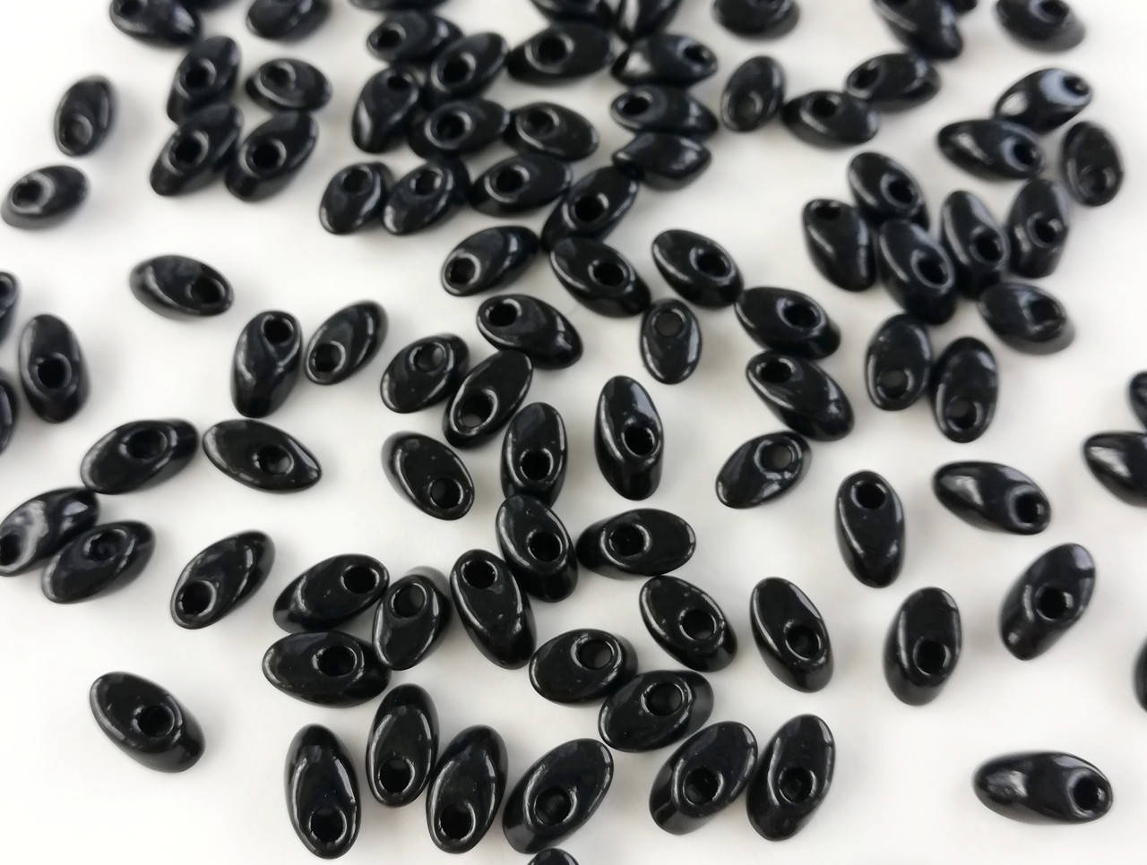 

Miyuki Long Magatama (LMA) 4 x 7 mm 401 Black