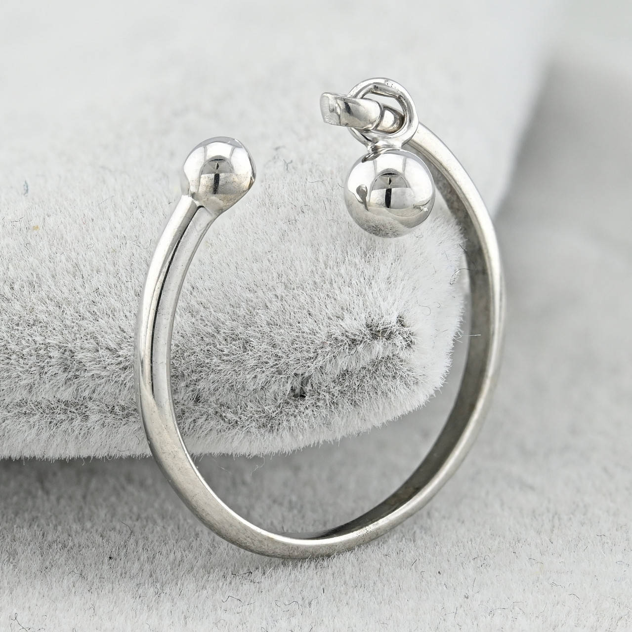 

Кольцо серебряное женское ps398r размер 18-19