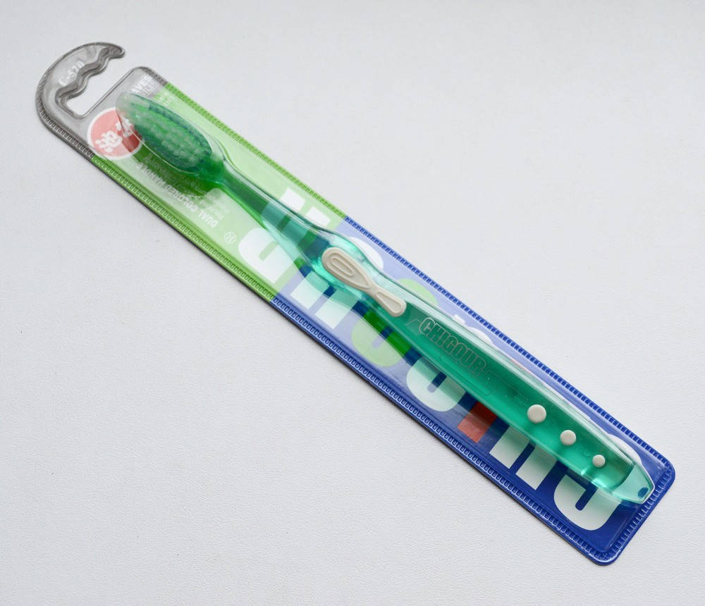 

Зубная щетка Chigour