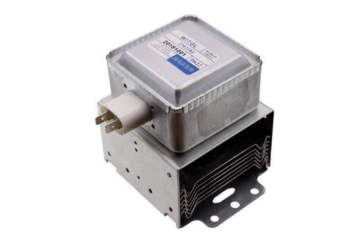 

Магнетрон для микроволновой печи Witol 2M218J D622 подключение 90° (80*80 мм)