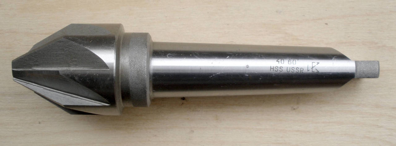 

Зенковка к/х ф 31.5 мм 60 град. Р6М5 КМ2
