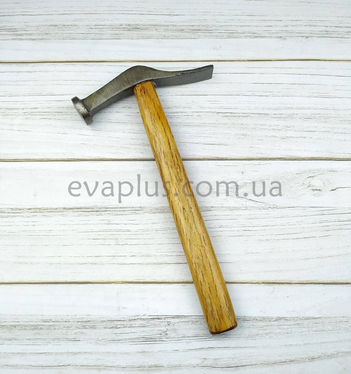 

Молоток сапожный №3 с деревянной ручкой (26*15.3 см)