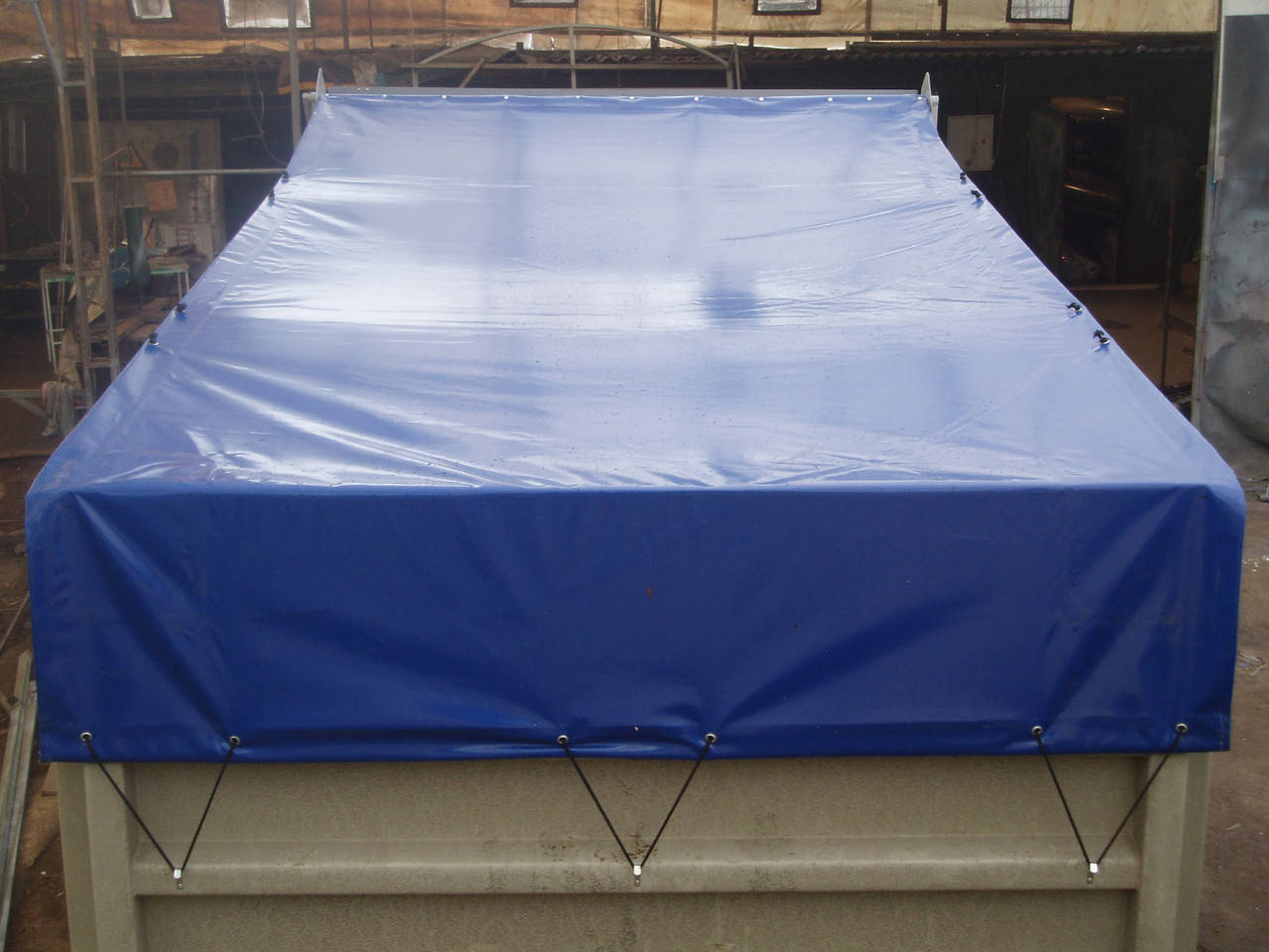 

Тент на зерновоз, тент для самоскиду, тент-полог на авто, тенти накриття для аграріів, тенти під замовлення.