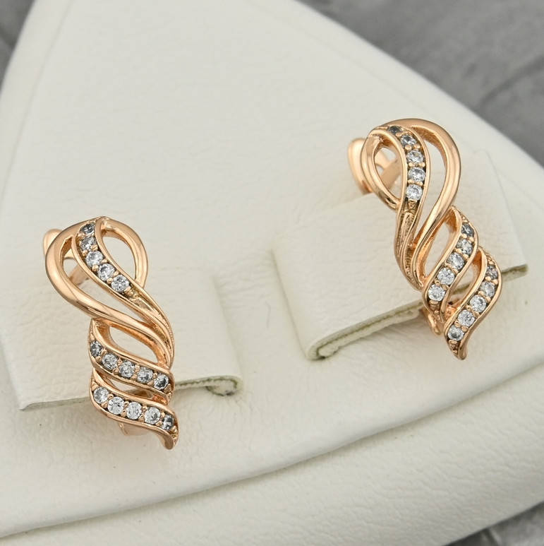 

Серьги Xuping 28078 размер 16х6 мм белые фианиты вес 1.8 г позолота 18К