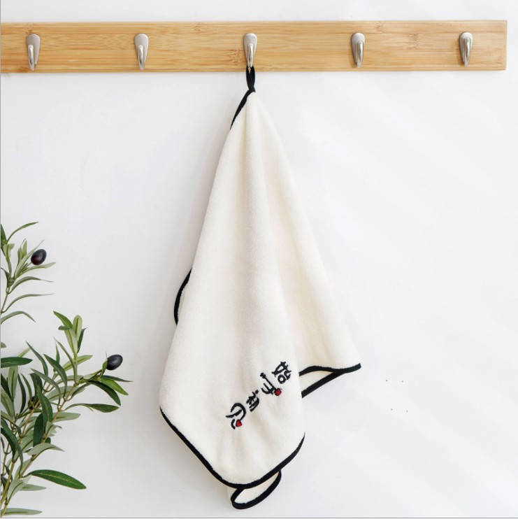 

Полотенце из микрофибры для рук и лица 35*75cm. Белое