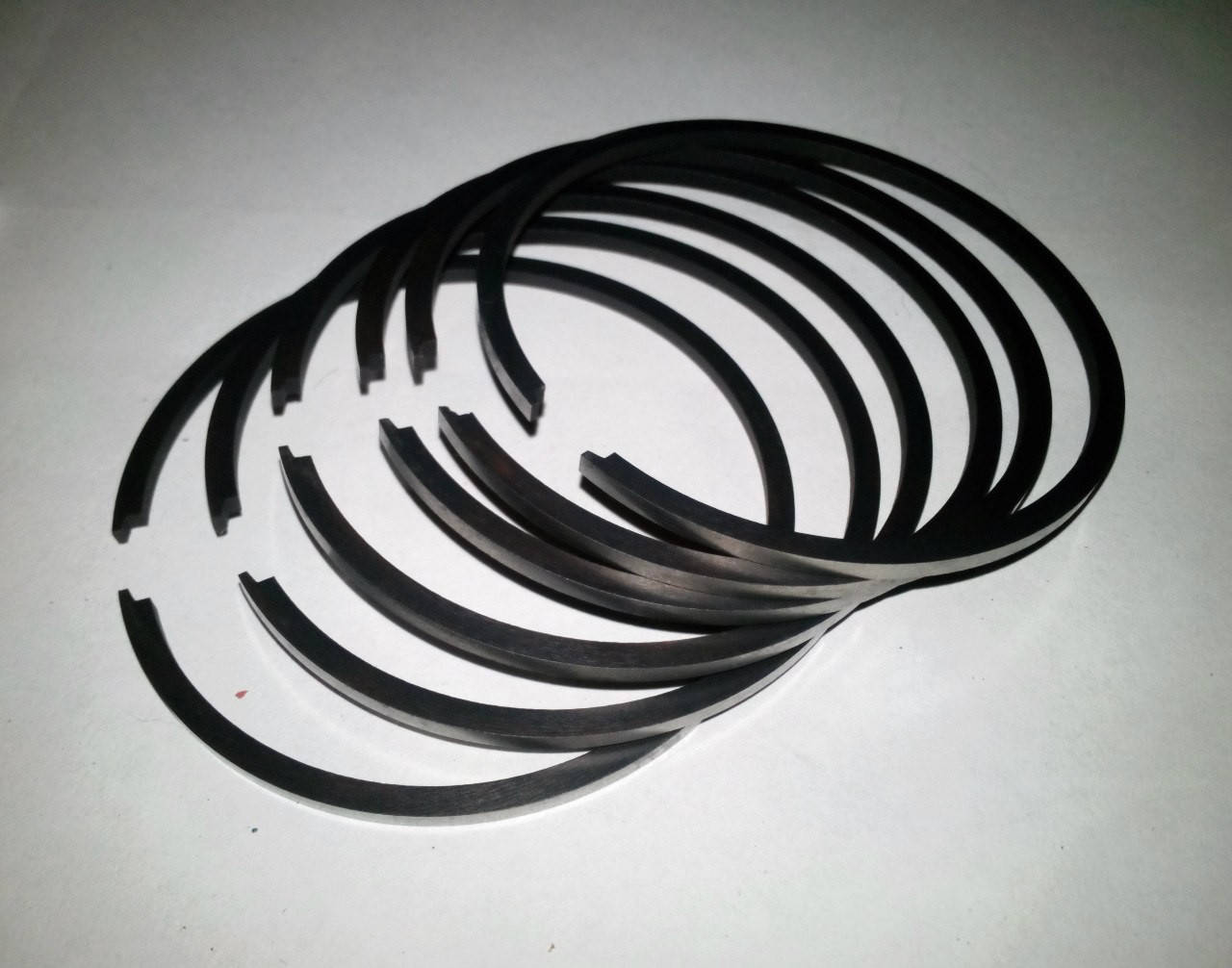 

Кольца 6в. 3р (58,75) Польша Ява (к-т)