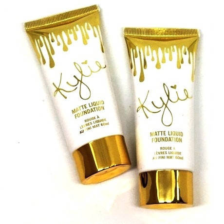 

BB-крем Kylie Matte Liquid Foundation 45ml 03