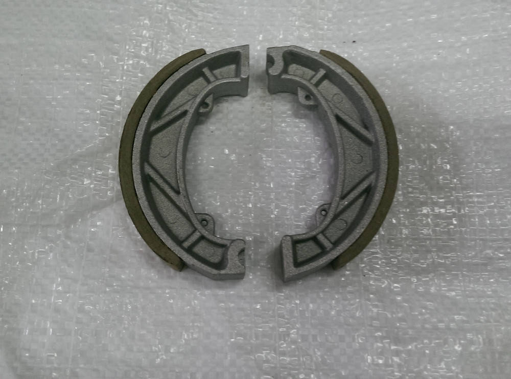 

Карпаты мопед Колодка тормозная