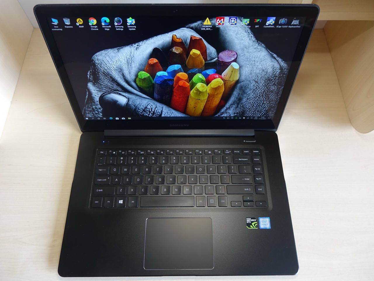 

Сенсорный Ноутбук SAMSUNG ATIV Book 9 Pro NP940Z5L 15.6” 4K 3840*2160 /i7-6700HQ/8GB/256GB SSD/GTX950M, 2gb