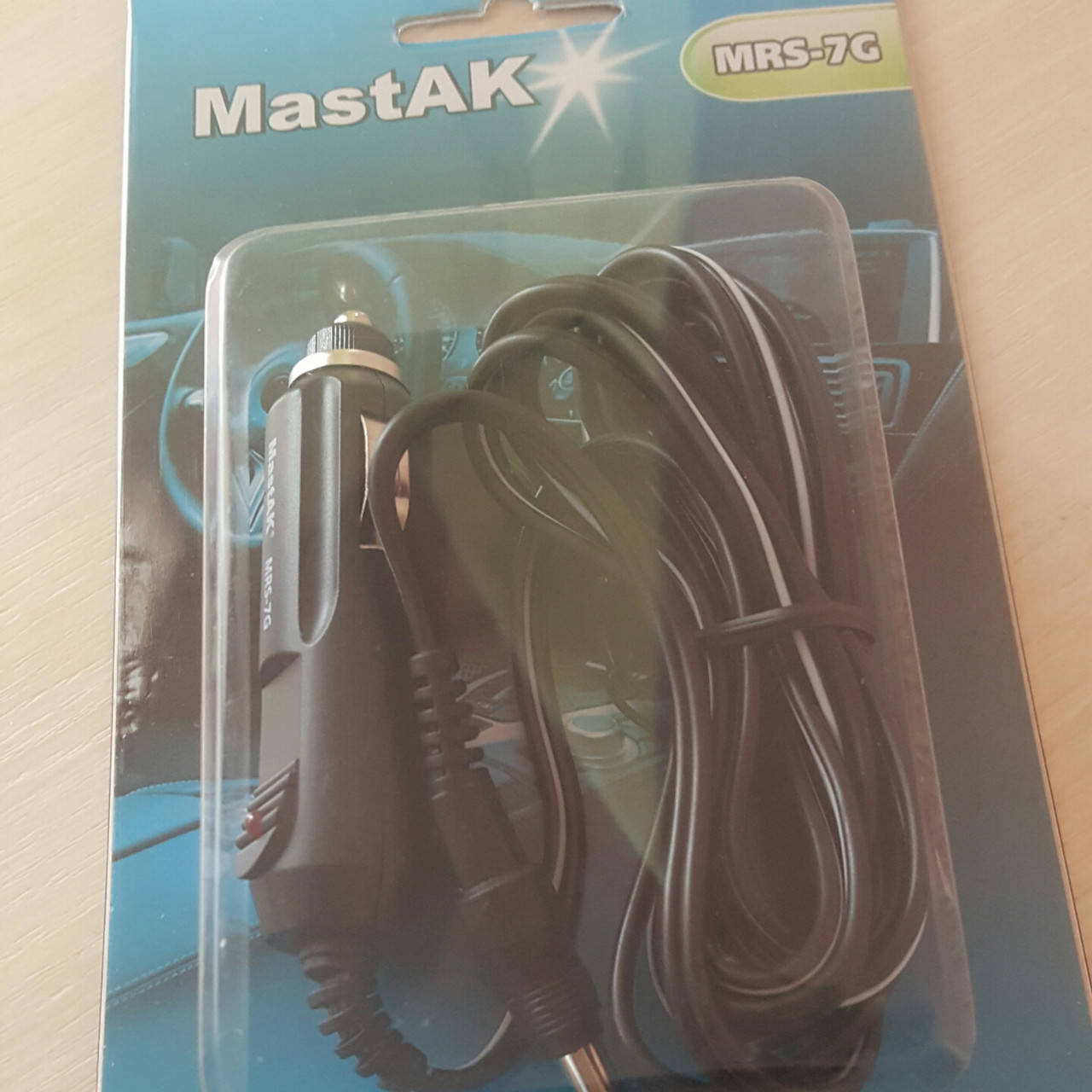 

Автомобильный шнур питания от прикуривателя с разъемом 5,5*2,5 MastAK MRS-7G