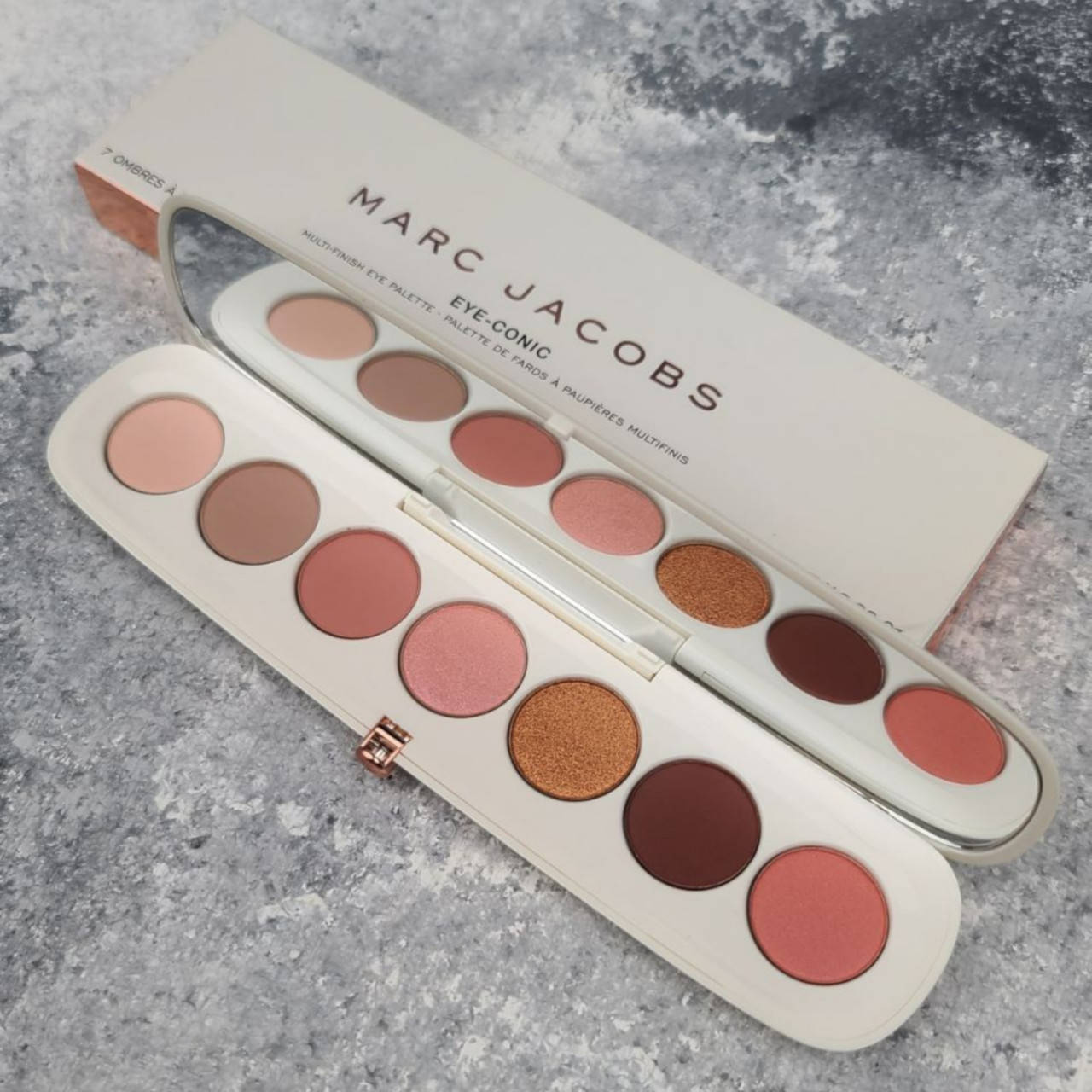 

Палетка Marc Jacobs Beauty Eye-Conic Multi-Finish Eyeshadow Palette –Coconut Fantasy Collection 790 Fantascene