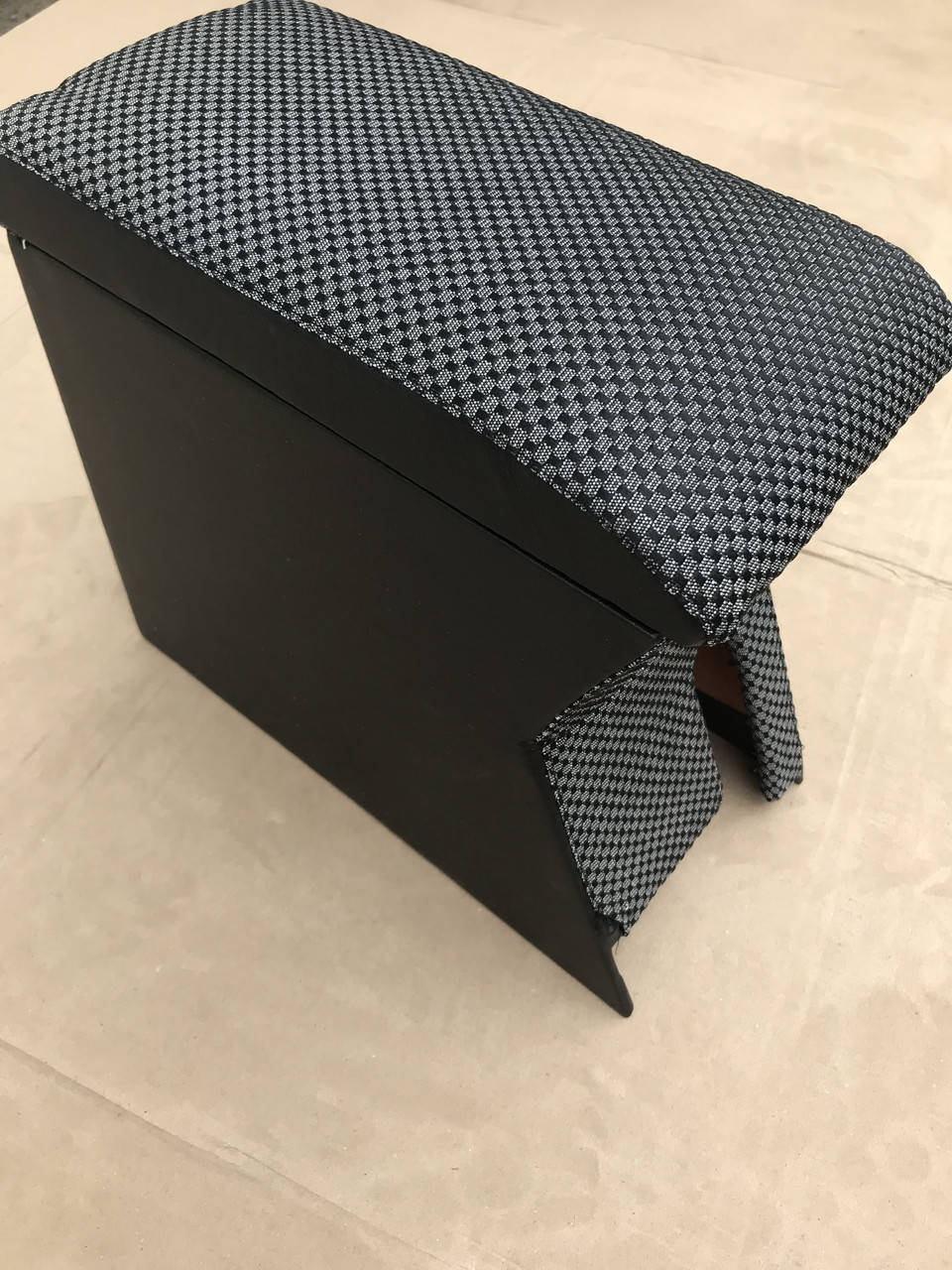 

Подлокотник Daewoo Ланос Велюр