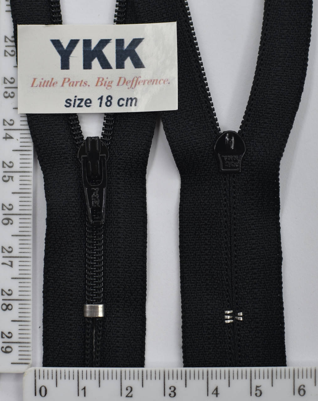 

Молния спираль №3 YKK Япония 18см черная( 580)уп=100шт, Черный