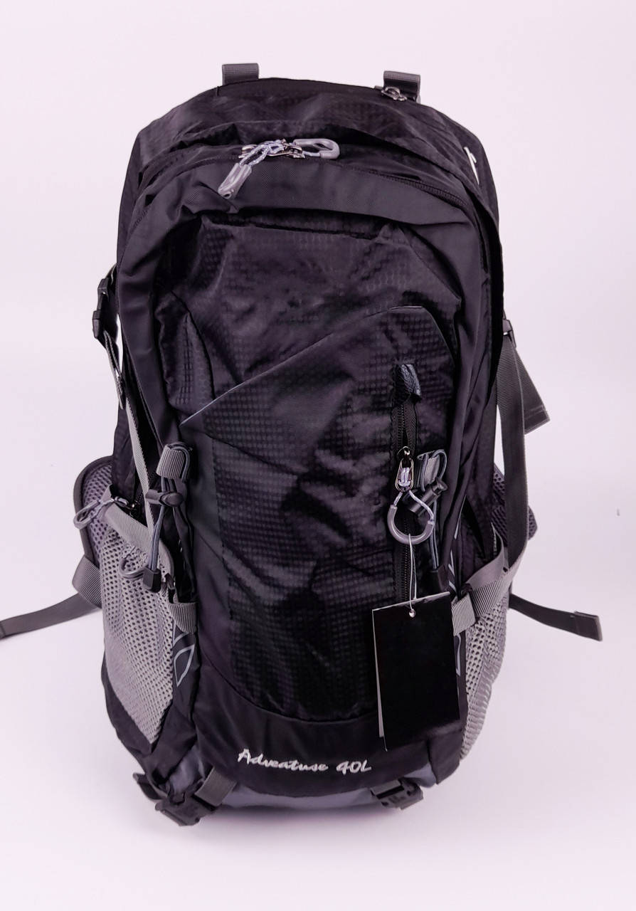 

Рюкзак туристический 40 L с металлической спинкой на 5 отделений 50x30x14 см Черный, Зелёный