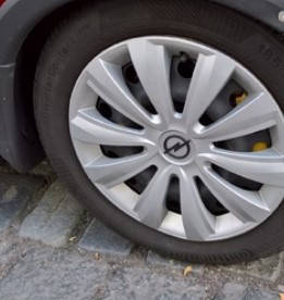 

Накладка на колпаки дисков Opel