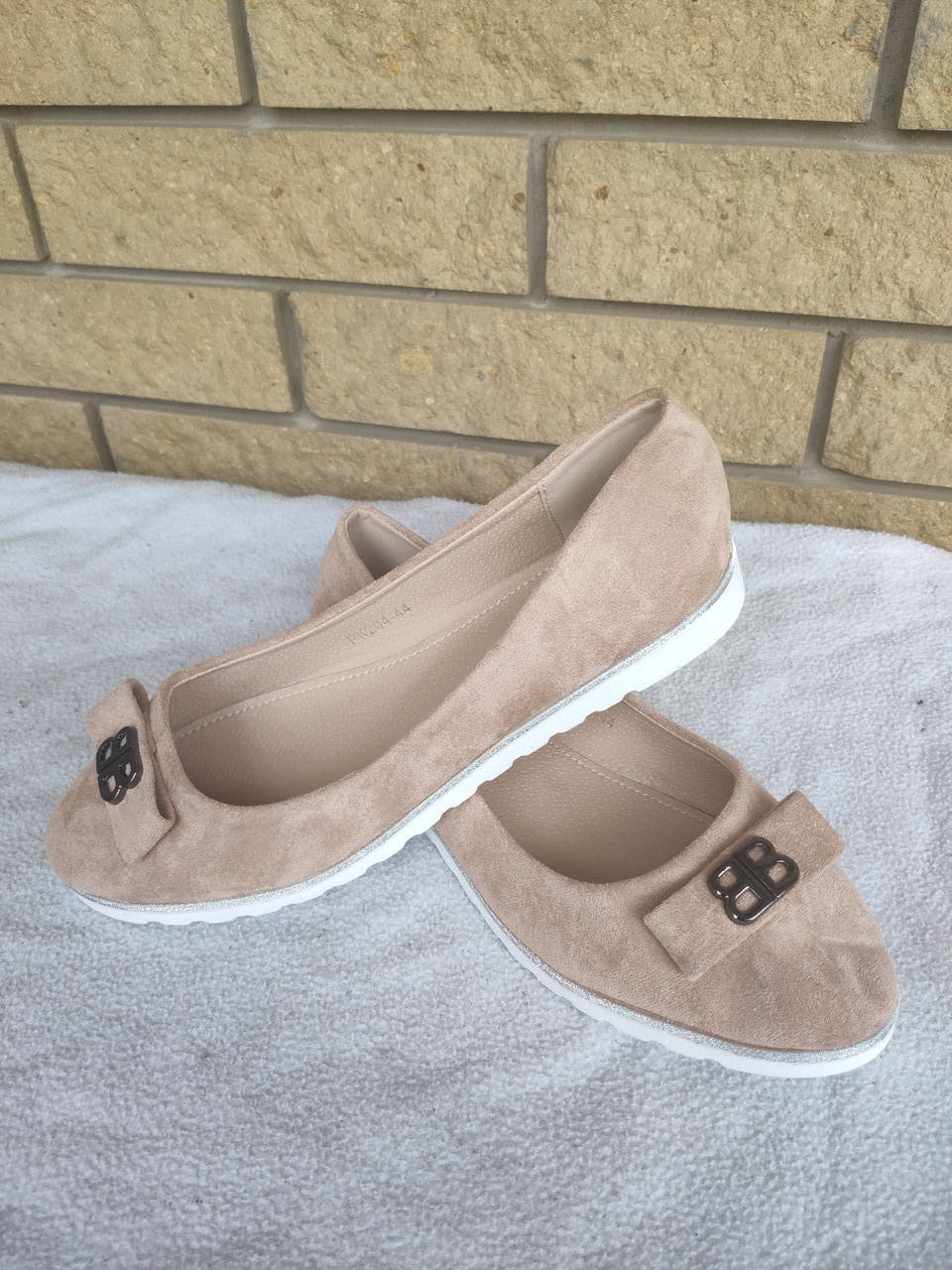 

Балетки, туфли, эспадрильи женские BOMBA 40, бежевый