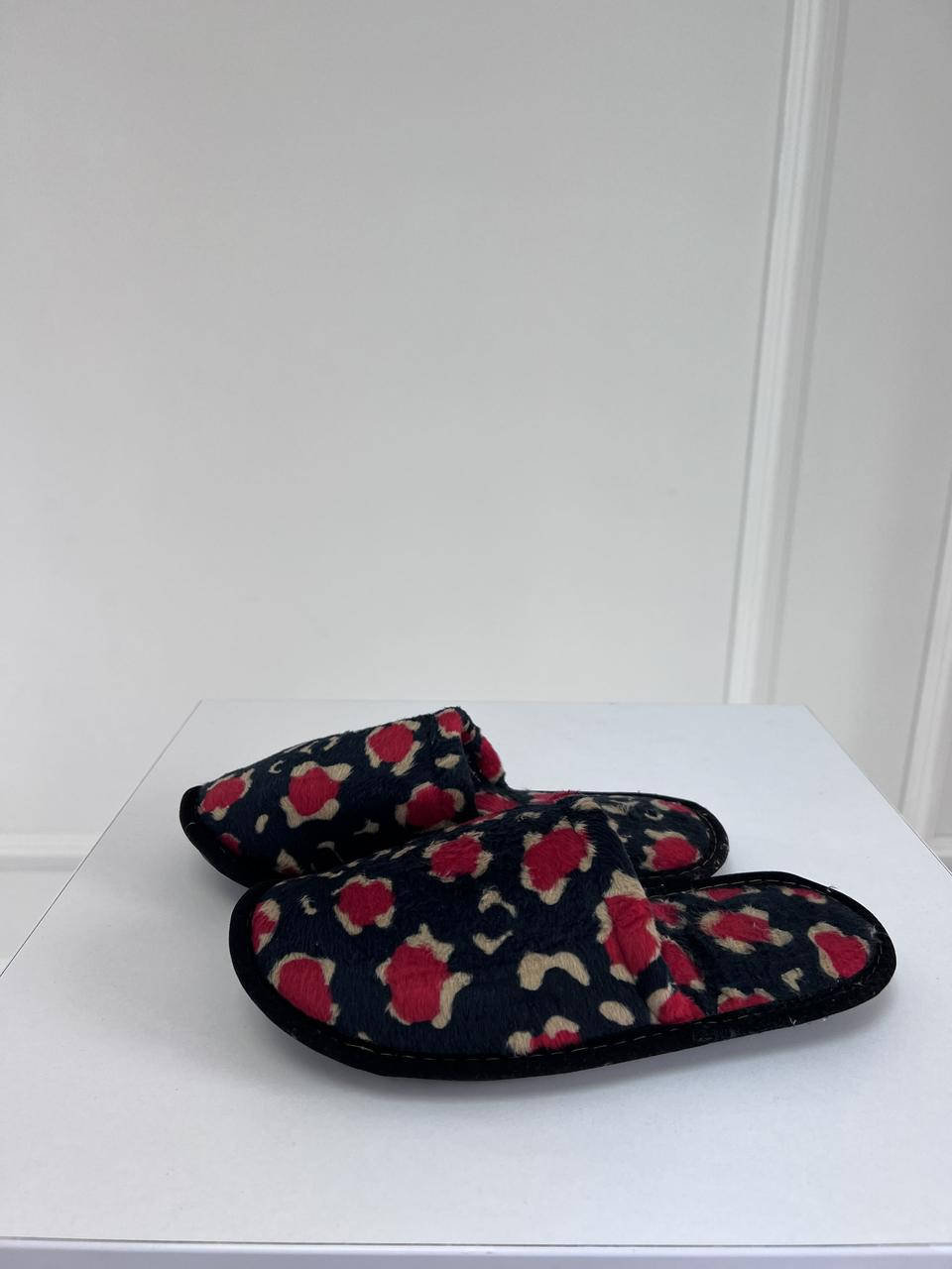 

Тапочки домашние женские черные 144060M, Черный